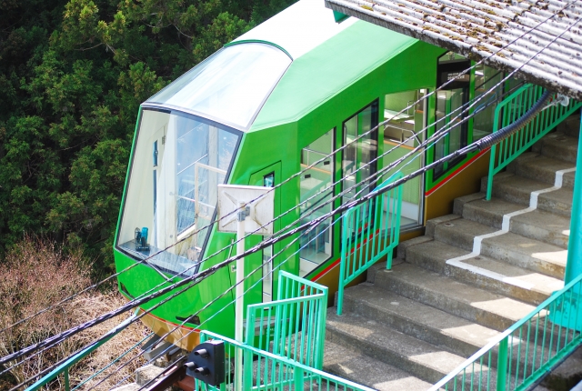 大山　神奈川　ケーブルカー